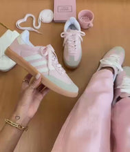 Carregar e reproduzir vídeo no visualizador da galeria, Adidas Samba - Rosa
