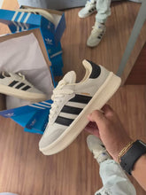 Carregar e reproduzir vídeo no visualizador da galeria, Tênis Adidas Samba XLG
