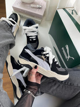 Carregar imagem no visualizador da galeria, Puma 180 – Preto &amp; Cinza
