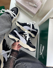 Carregar imagem no visualizador da galeria, Puma 180 – Preto &amp; Cinza
