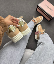 Carregar imagem no visualizador da galeria, Tênis Casual Quenz Miu Miu – Bege
