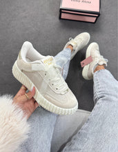Carregar imagem no visualizador da galeria, Tênis Casual Quenz Miu Miu – Off/Prata
