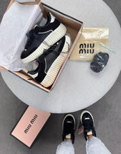 Carregar imagem no visualizador da galeria, Tênis Casual Quenz Miu Miu – Preto
