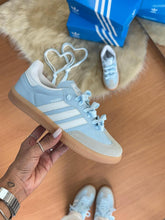 Carregar imagem no visualizador da galeria, Adidas Samba - Azul

