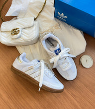 Carregar imagem no visualizador da galeria, Tênis Adidas Samba OG -Branco/Ouro
