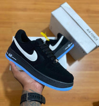 Carregar imagem no visualizador da galeria, Tênis Nike Air Force 1 - Universe
