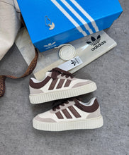 Carregar imagem no visualizador da galeria, Adidas Space Casual – Marrom &amp; Off
