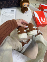 Carregar imagem no visualizador da galeria, Puma Suede Plataforma - Caramelo
