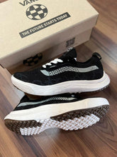 Carregar imagem no visualizador da galeria, Tênis Ultrarange - VR3 Preto
