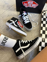 Carregar imagem no visualizador da galeria, Tênis Vans Bota- Preto/Branco
