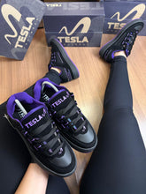 Carregar imagem no visualizador da galeria, Tênis Tesla Preto/Roxo Refletivo
