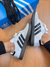 Carregar imagem no visualizador da galeria, Adidas Samba OG – Tradicional
