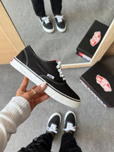 Carregar imagem no visualizador da galeria, Vans Authentic – Preto
